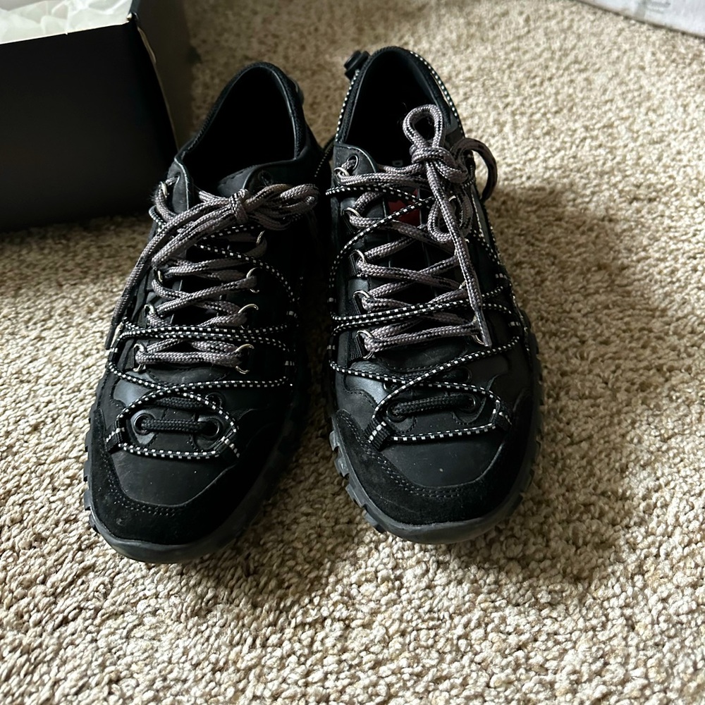 Dsquared2 sneakers sold out everywhere worn once